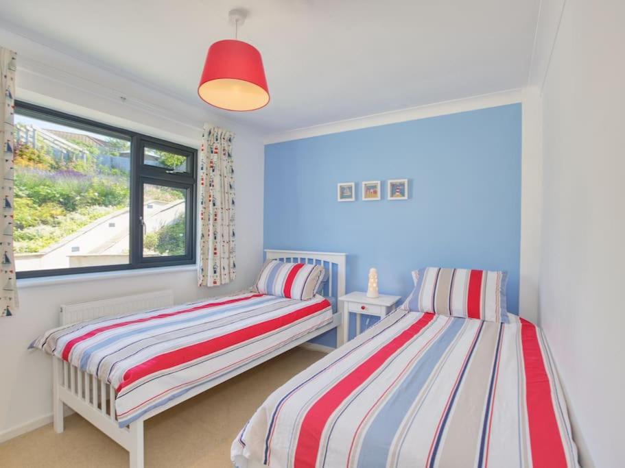 Lovely Holiday Home In Lyme Regis - Sleeps 8 מראה חיצוני תמונה